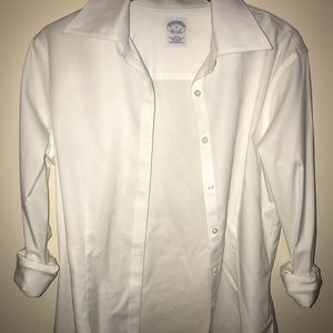 Women’s white buttoned down shirt